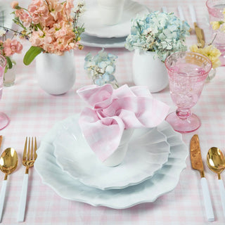 Pretty In Pink: Set Your Dream Barbiecore Table