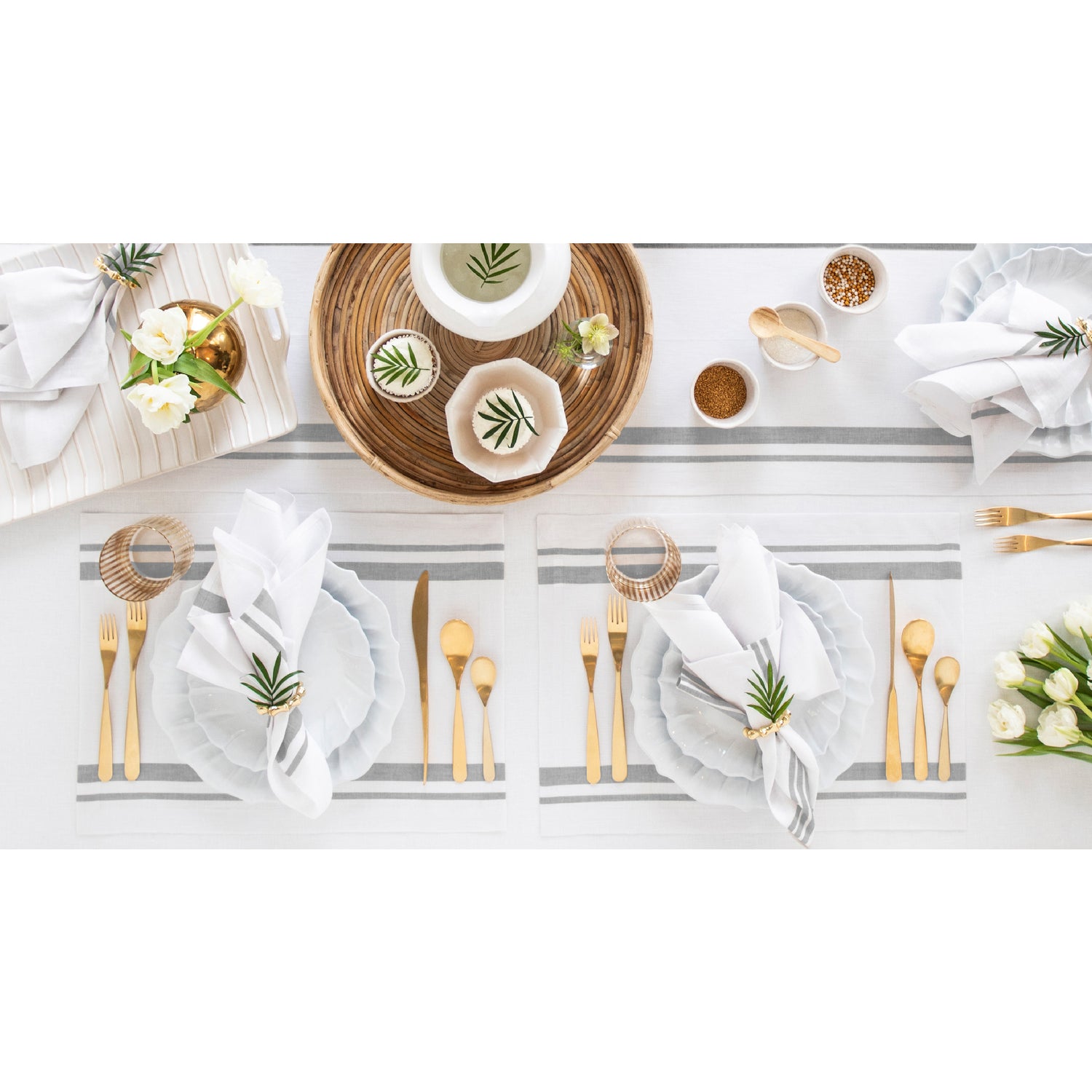 #color_grey-&-white-4677538349098