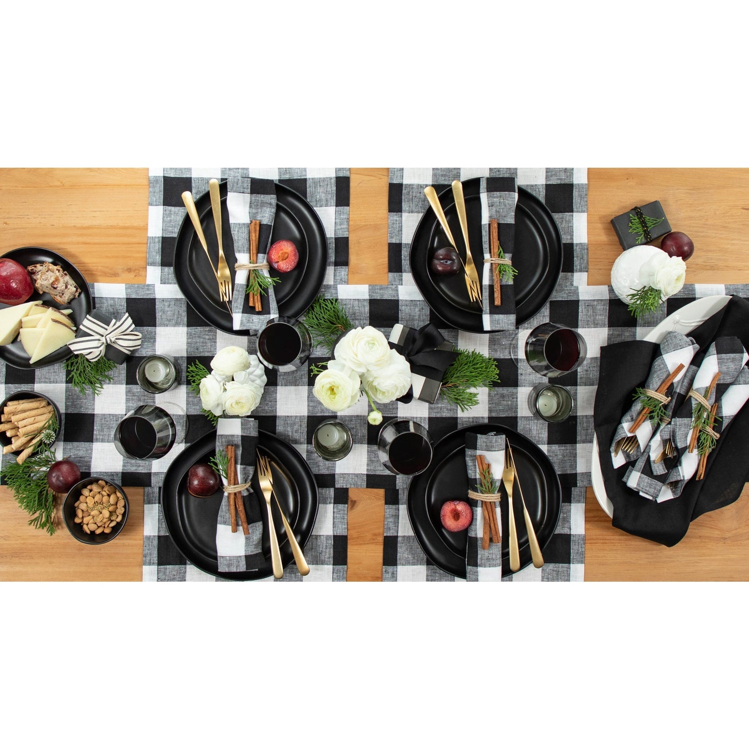 #color_black-&-white