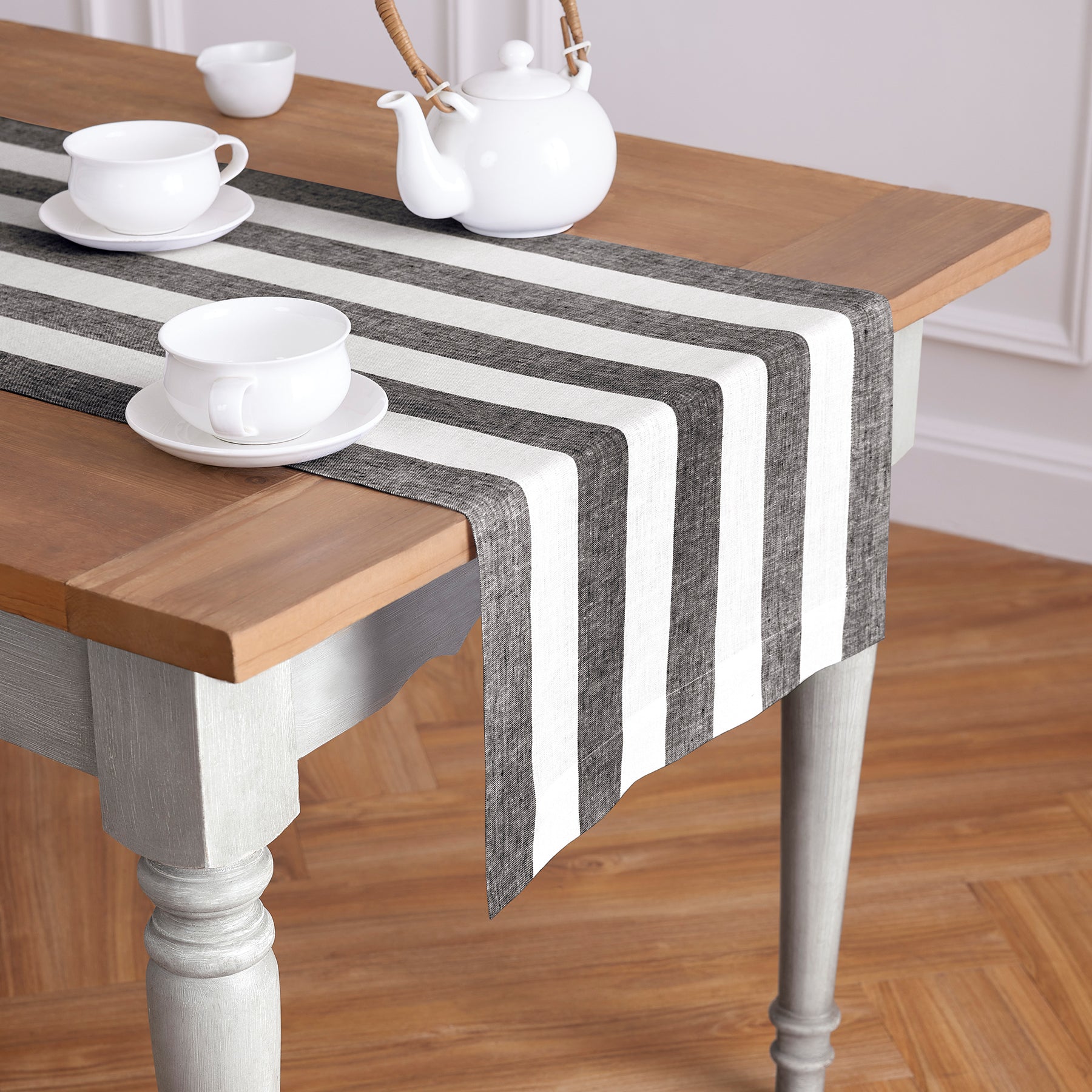 Black and White Cabana Stripe