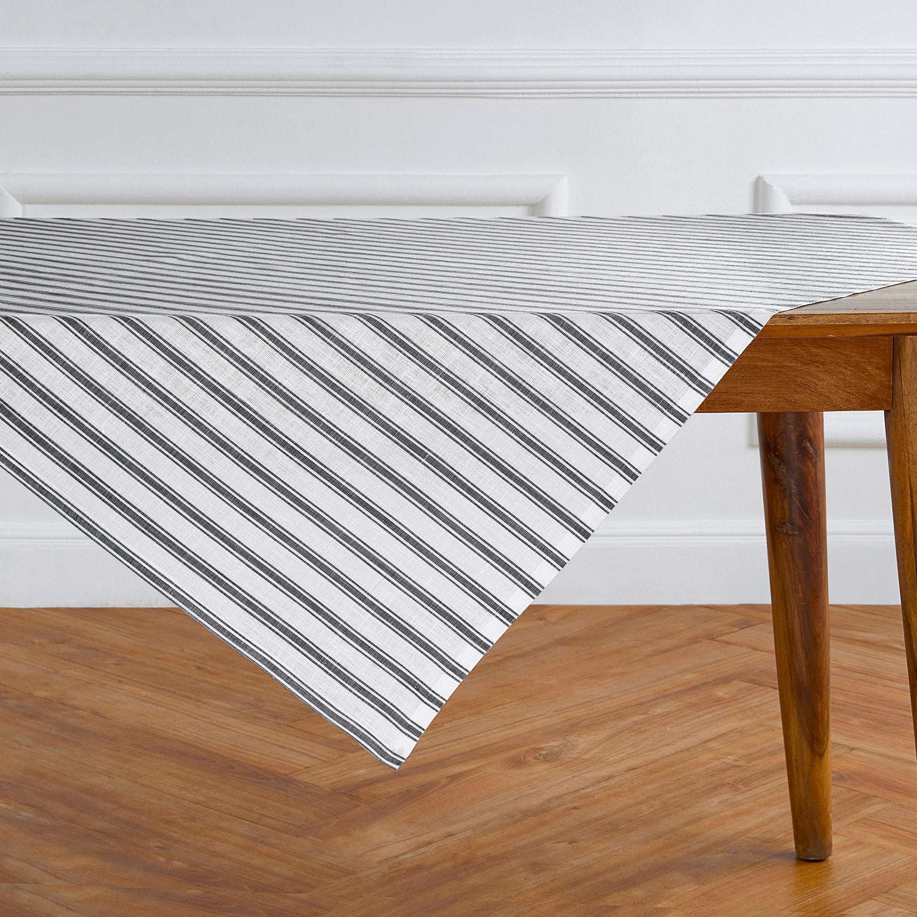 Black & White Capri Stripe