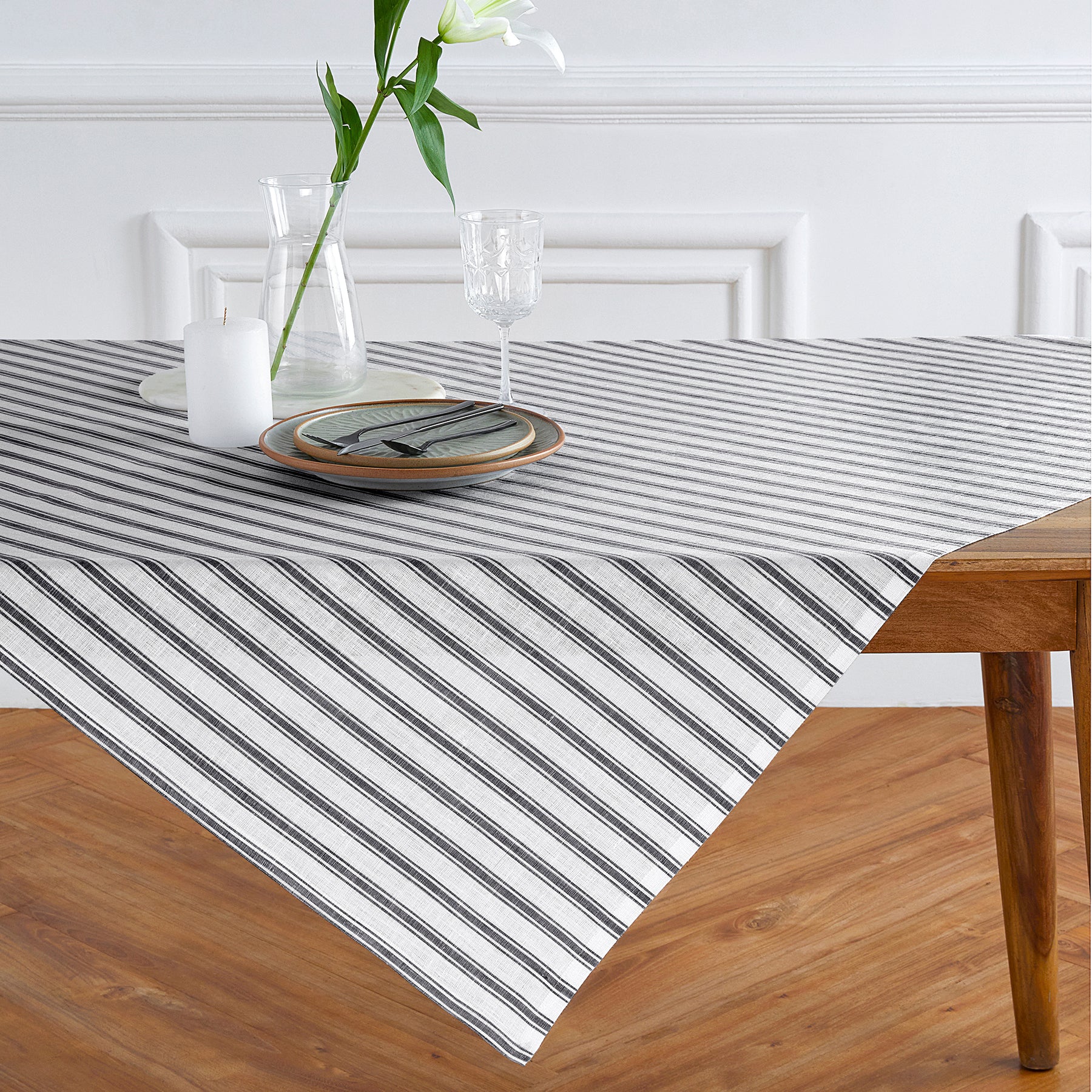 Black & White Capri Stripe
