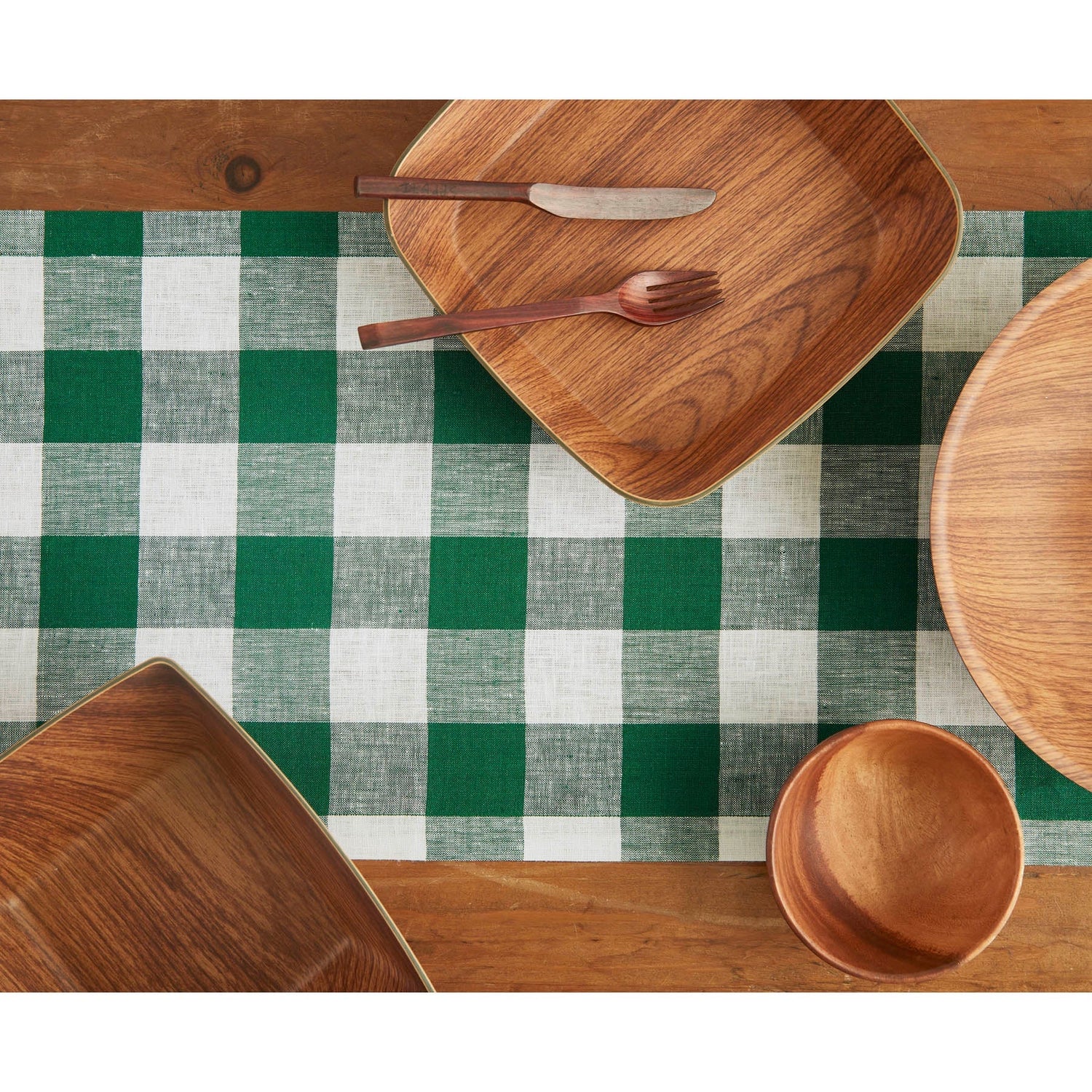 #color_green-&-white