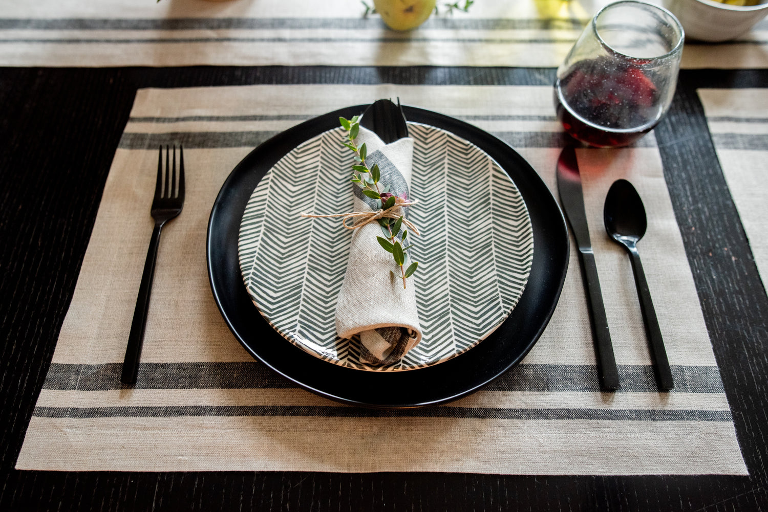 #color_black-&-natural-4677538349098