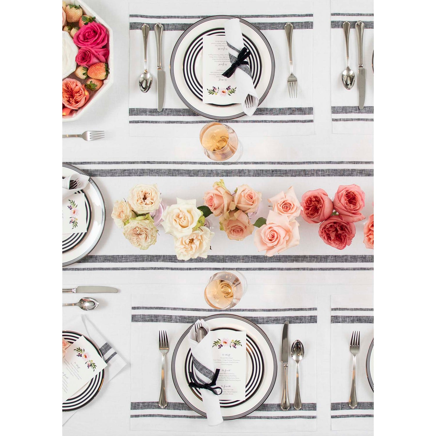 #color_black-&-white-4677538349098