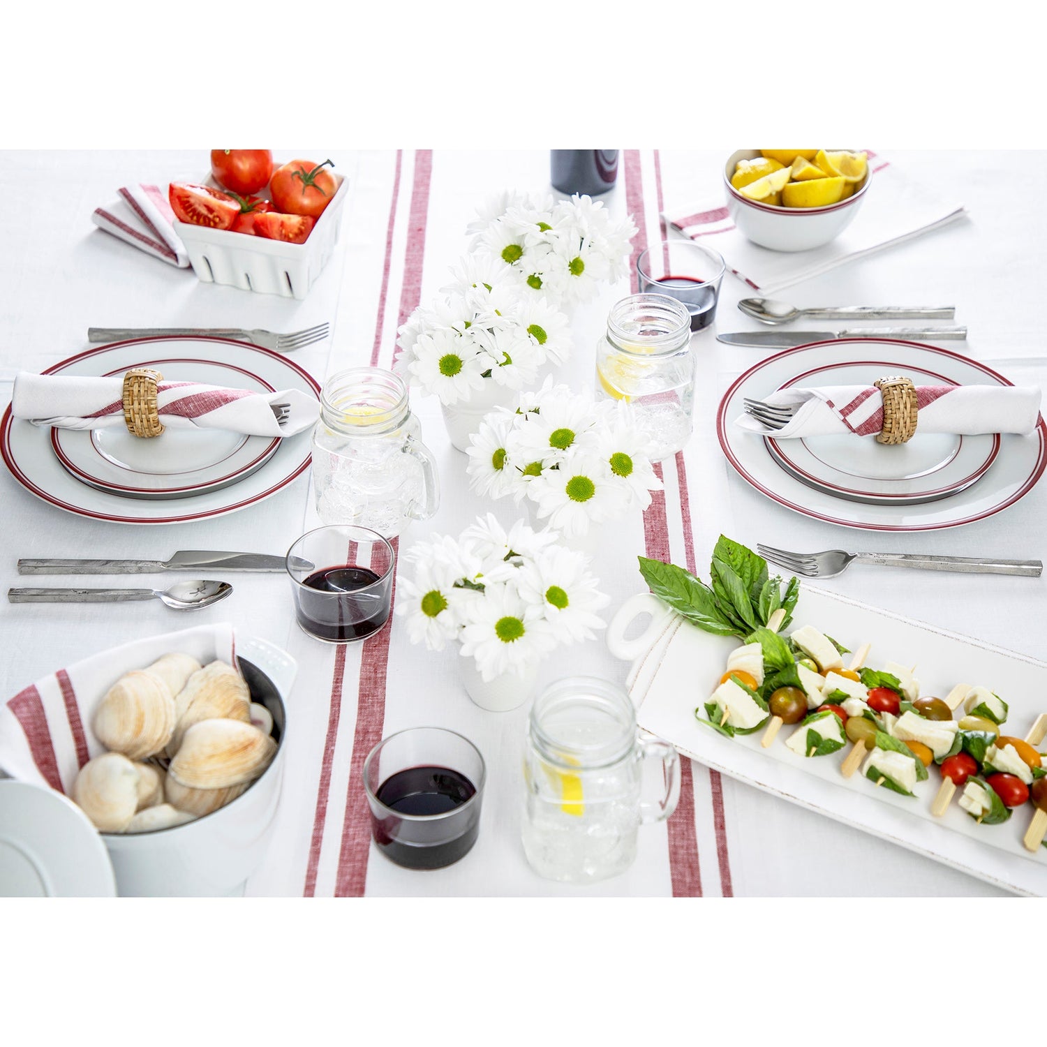 #color_burgundy-&-white