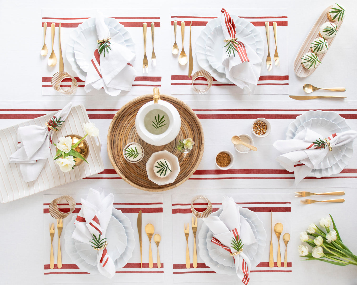 #color_red-&-white-4677538349098