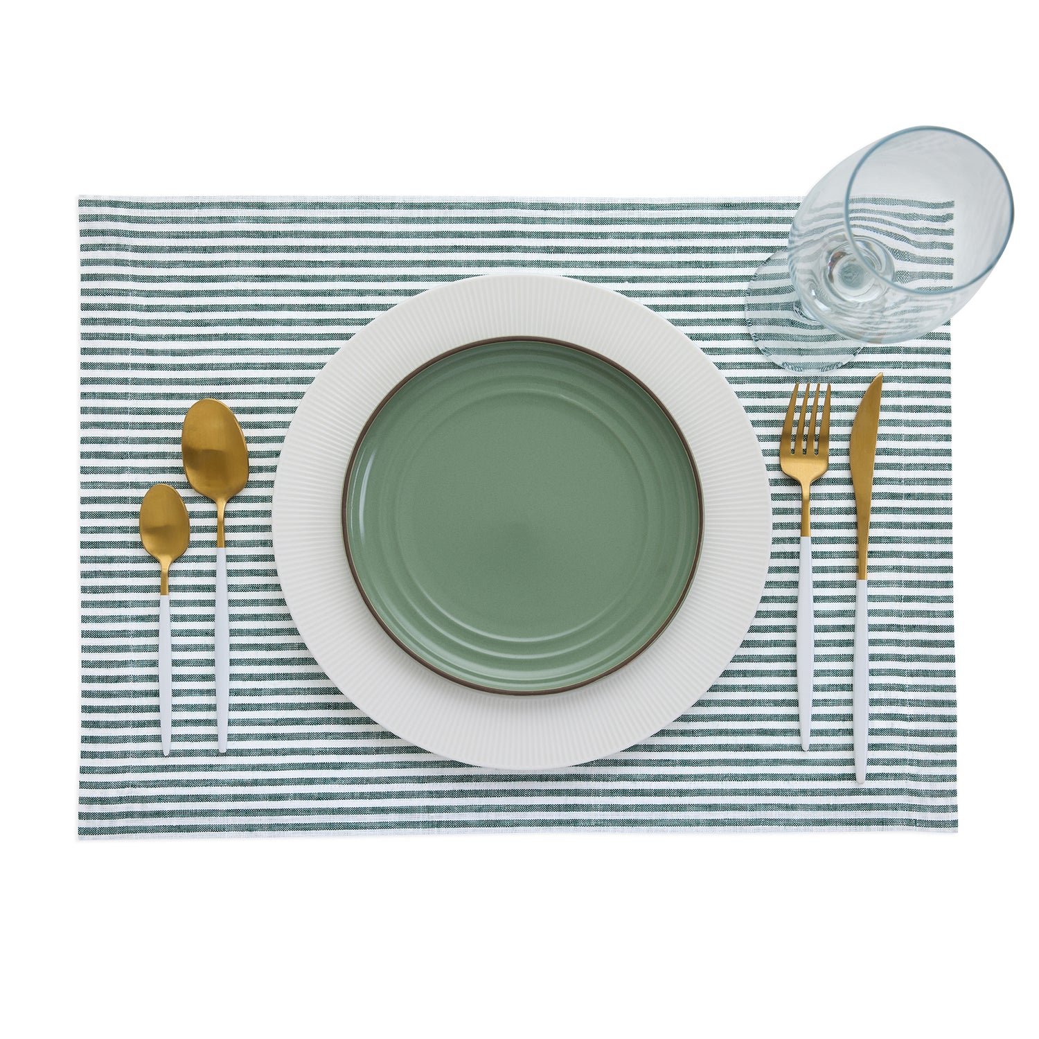 #color_rainforest-&-white