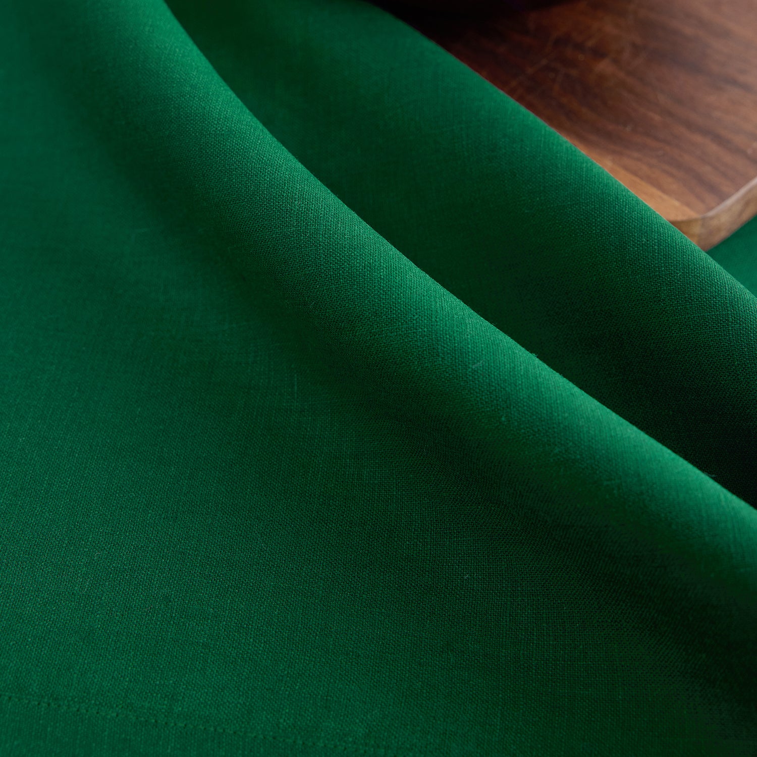 #color_christmas-green-6622487445546