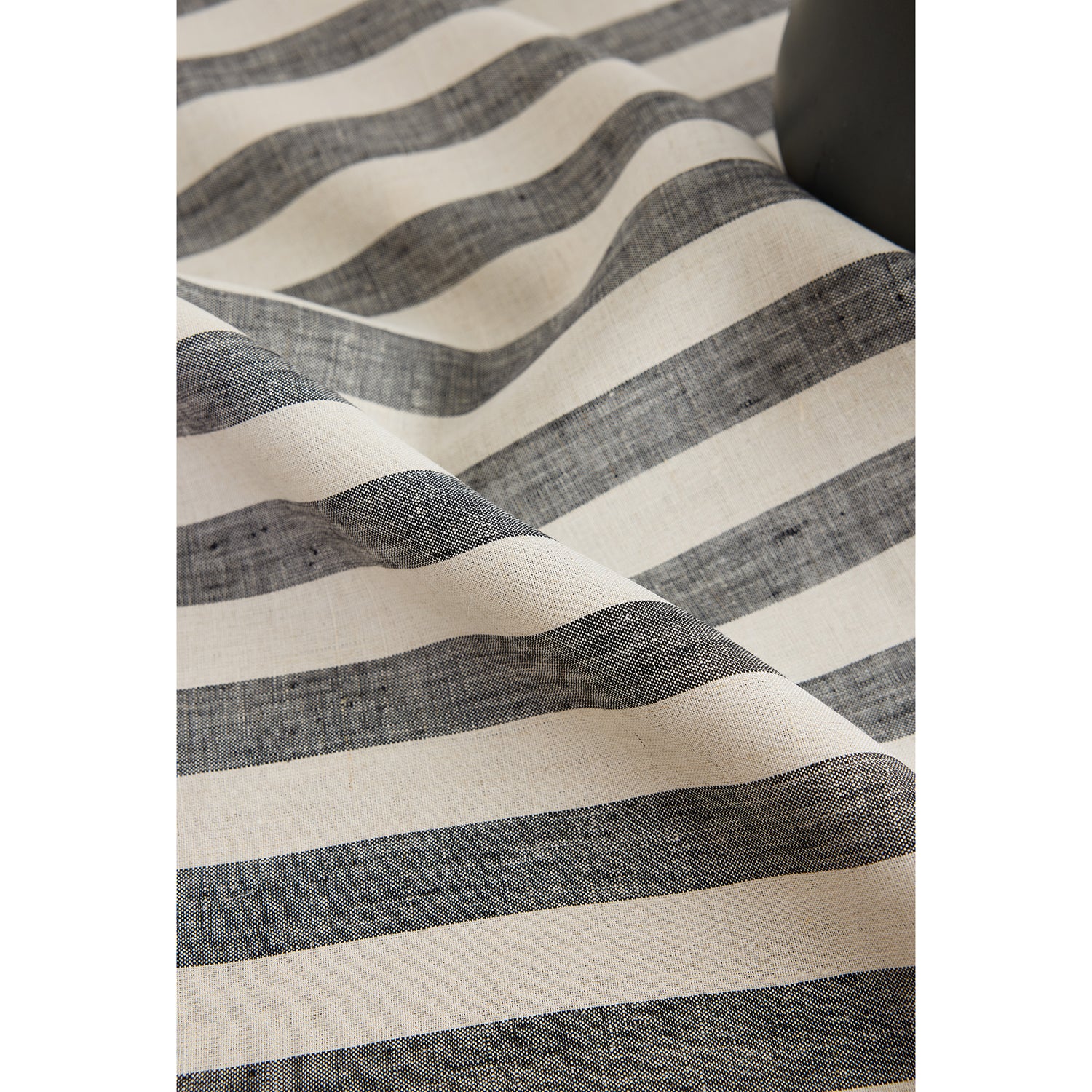 #color_black-&-natural