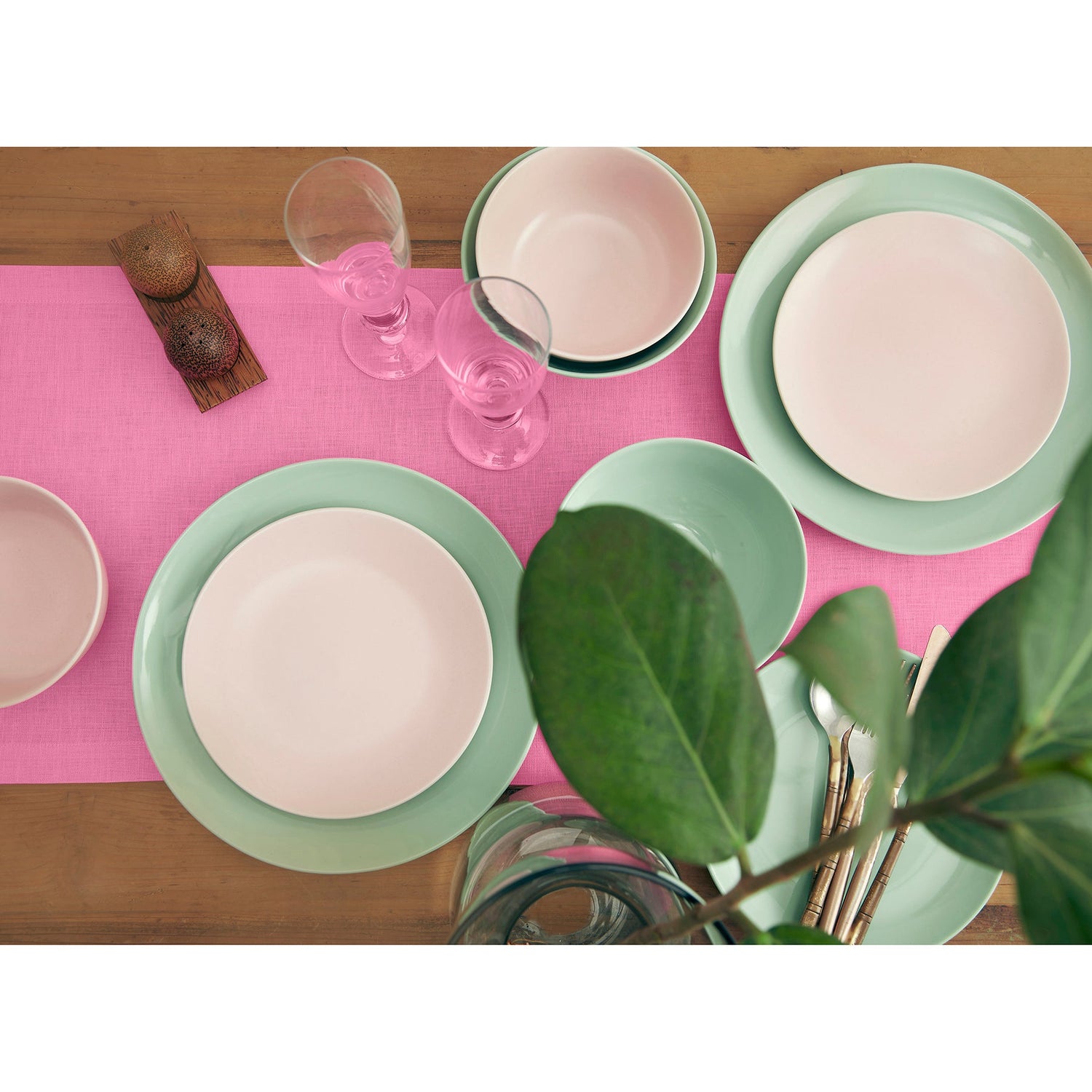 #color_flamingo-pink