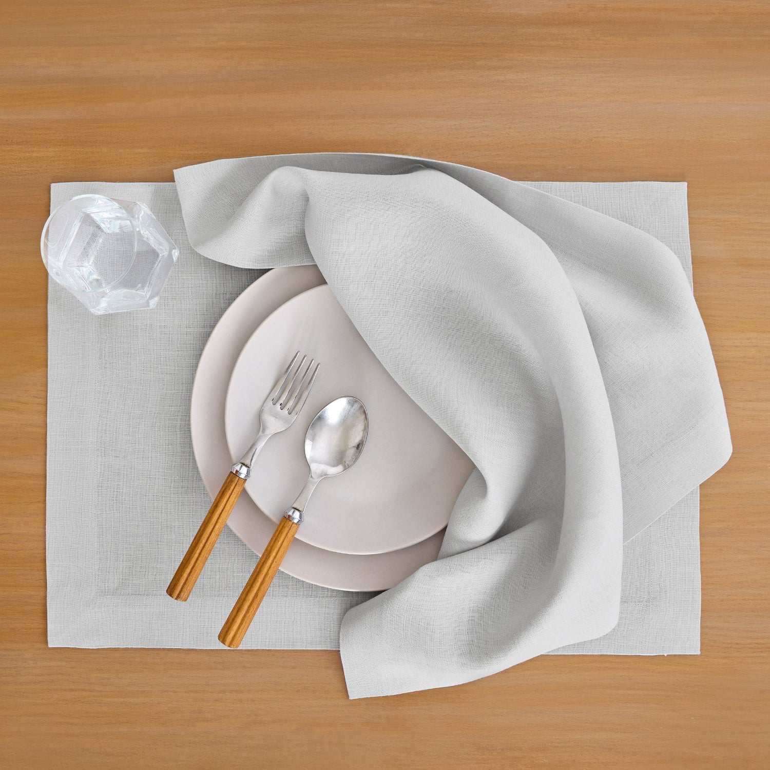 #color_silver-9883361378624