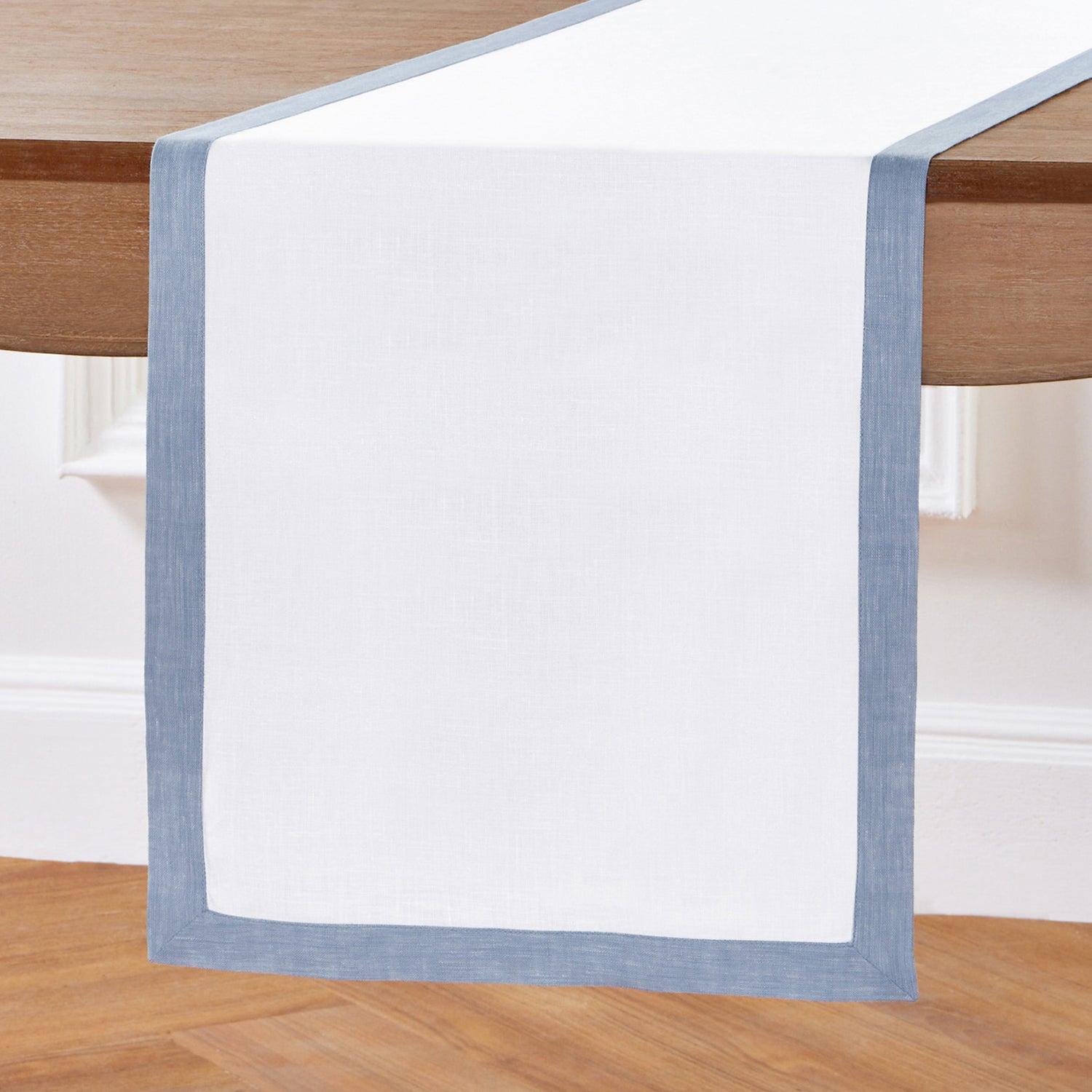 #color_chambray-blue-&-white