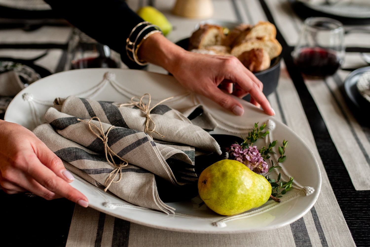 #color_black-&-natural