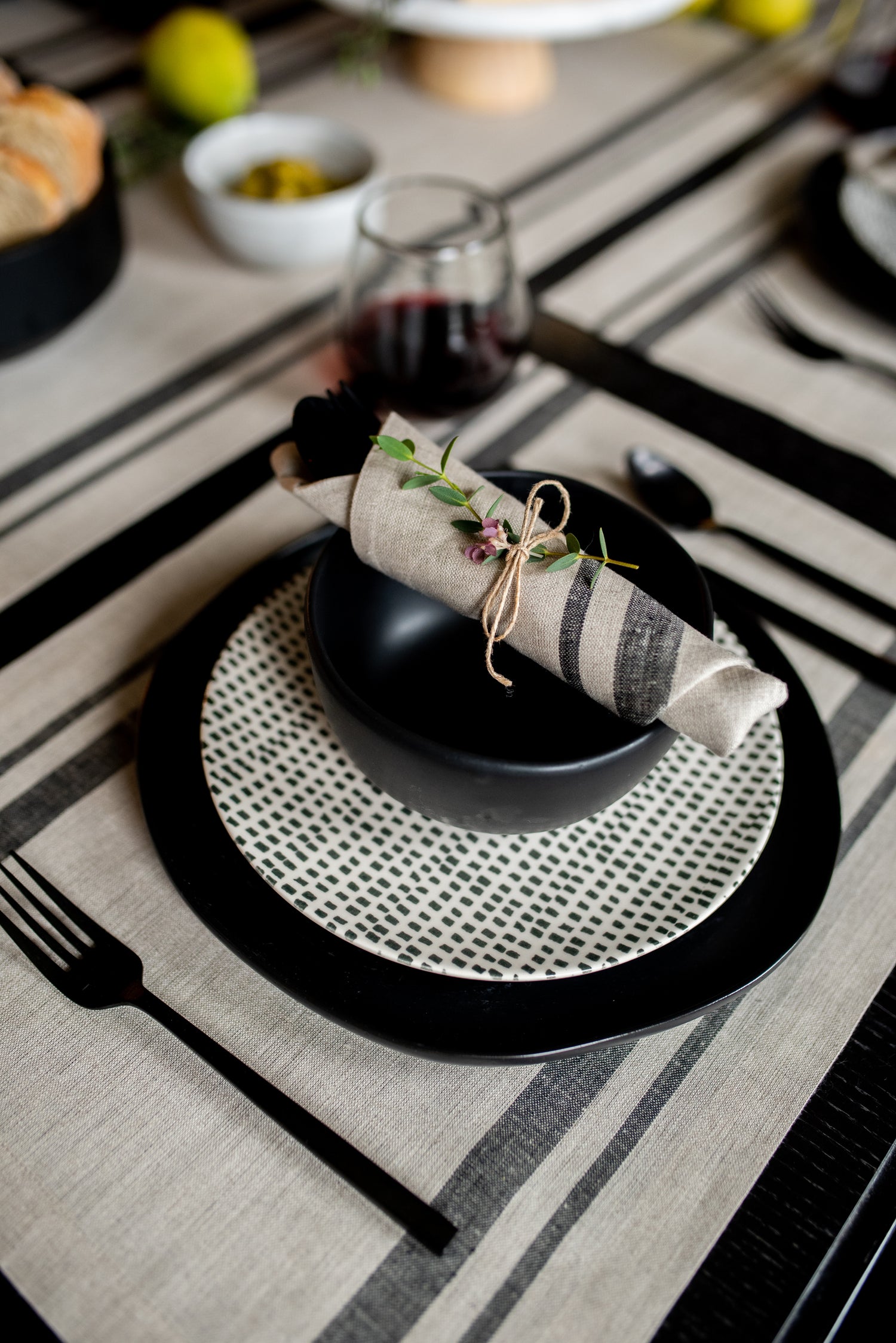 #color_black-&-natural-4677538349098