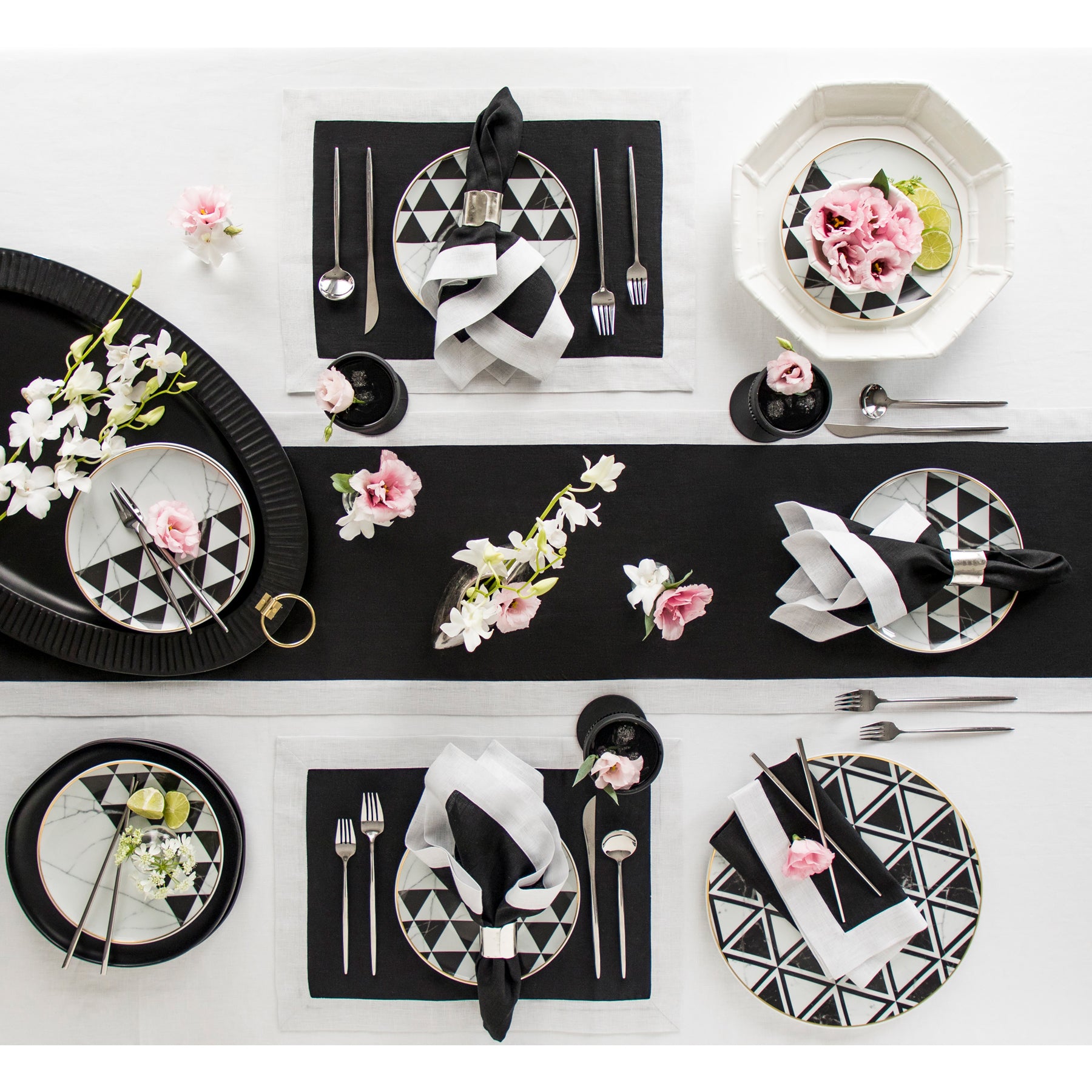 Black/Silver Shimmer Border