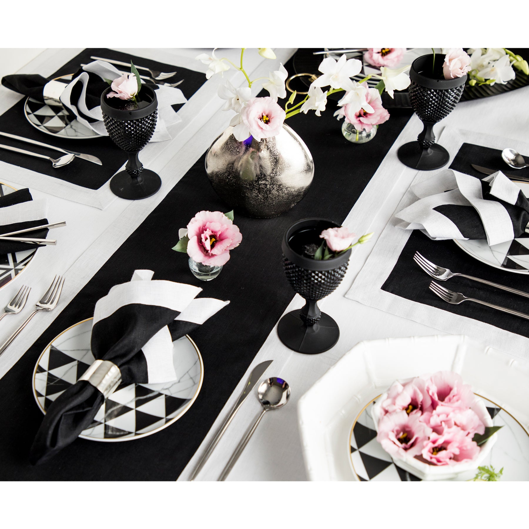 Black/Silver Shimmer Border