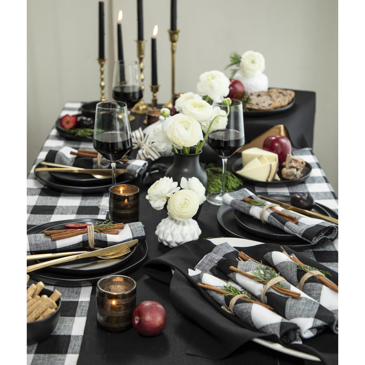 Buffalo Check Collection Table Setting